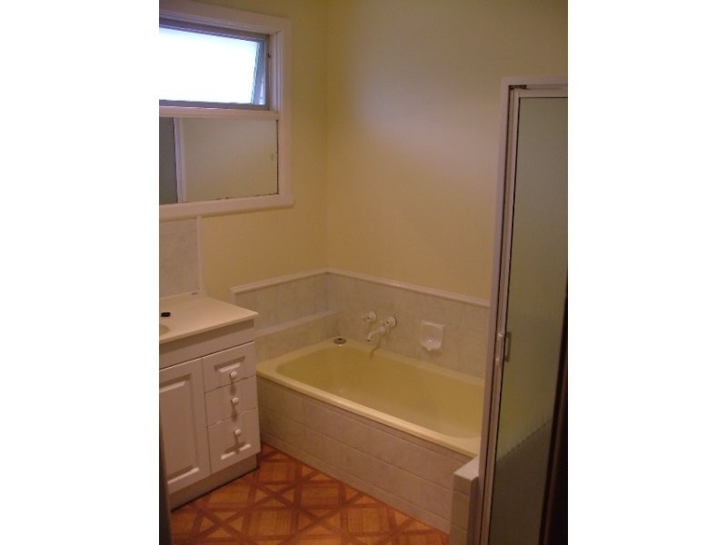 26 Station Street, Glenthompson VIC 3293