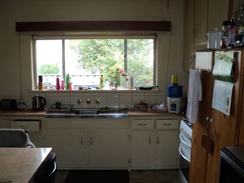 2 Hiller Lane, Hamilton VIC 3300