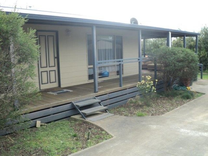 111 Ballarat Road, Hamilton VIC 3300