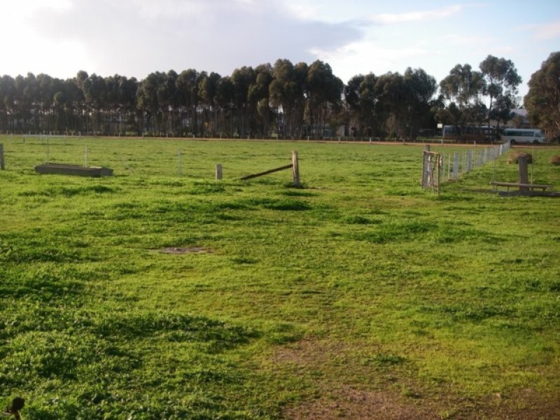 1 Station Street, Willaura VIC 3379