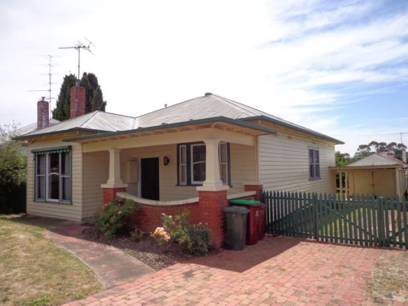 20 Clarence Street, Hamilton VIC 3300