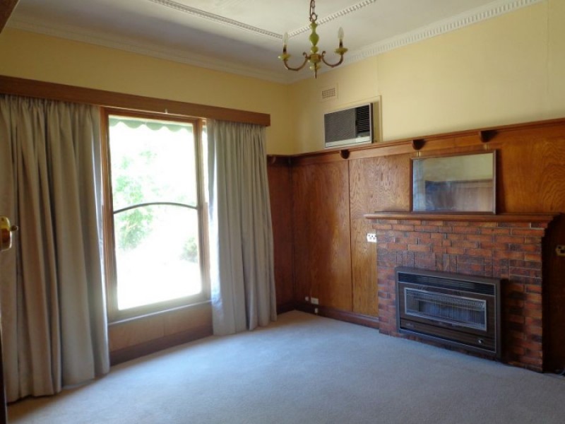 20 Clarence Street, Hamilton VIC 3300