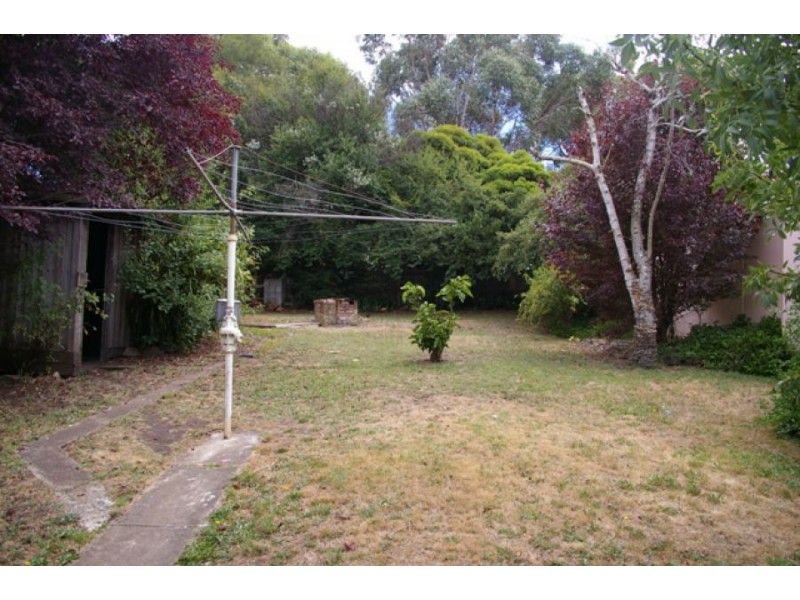 13 White Ave, Hamilton VIC 3300