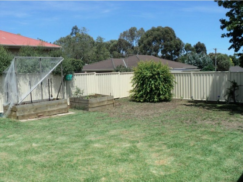 6 tatlock street, Hamilton VIC 3300