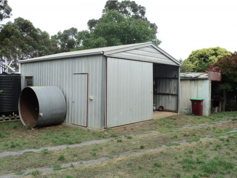 231-233 coleraine road, Hamilton VIC 3300