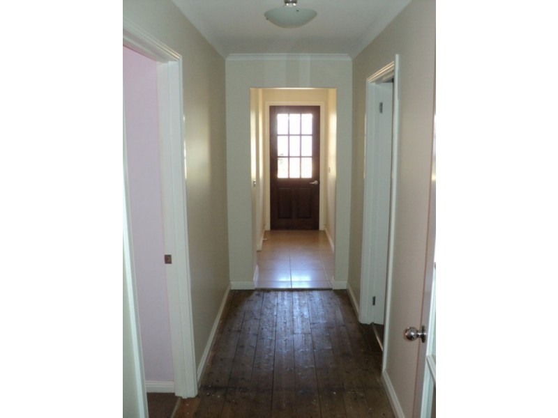 3 Garton Street, Hamilton VIC 3300