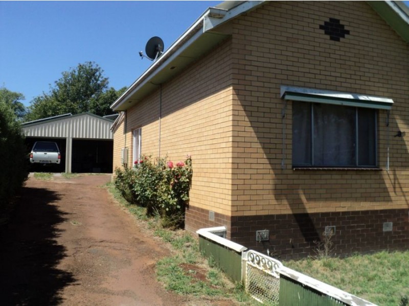 3 Garton Street, Hamilton VIC 3300