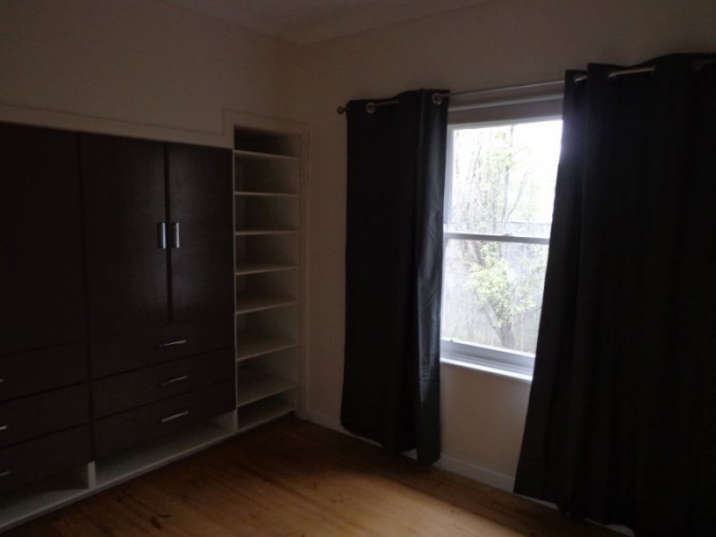 45 Mount Napier Road, Hamilton VIC 3300