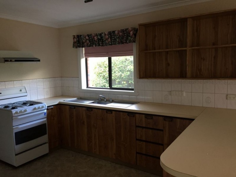 3 Norma Ave, Hamilton VIC 3300