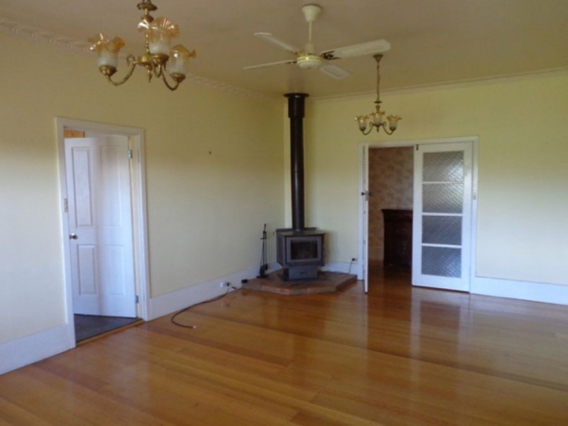 70 Mackichen Lane, Penshurst VIC 3289