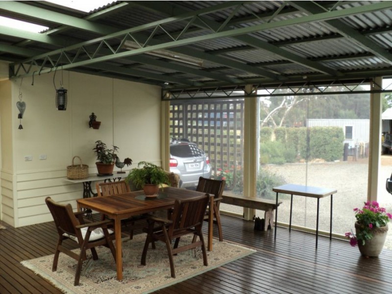 68 Walkenhorst Road, Tarrington VIC 3301