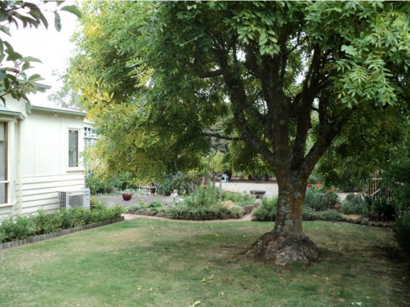 68 Walkenhorst Road, Tarrington VIC 3301