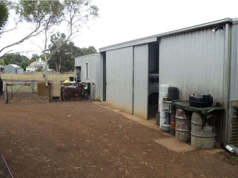 68 Walkenhorst Road, Tarrington VIC 3301