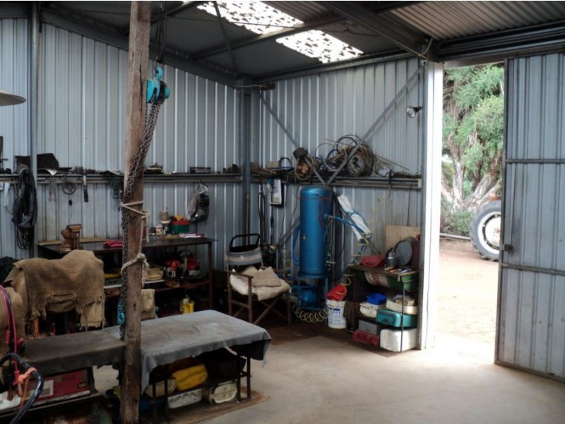 68 Walkenhorst Road, Tarrington VIC 3301