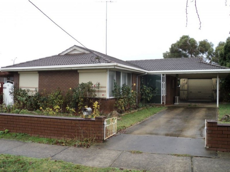 12 McPhee Street, Hamilton VIC 3300