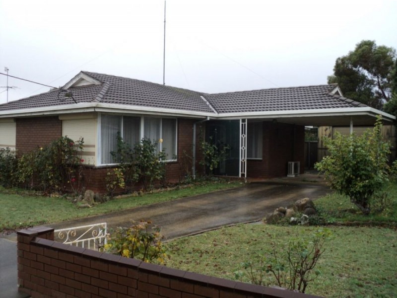 12 McPhee Street, Hamilton VIC 3300