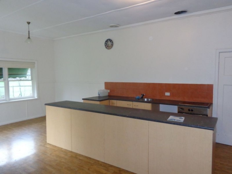 4691 Hamilton Highway, Penshurst VIC 3289