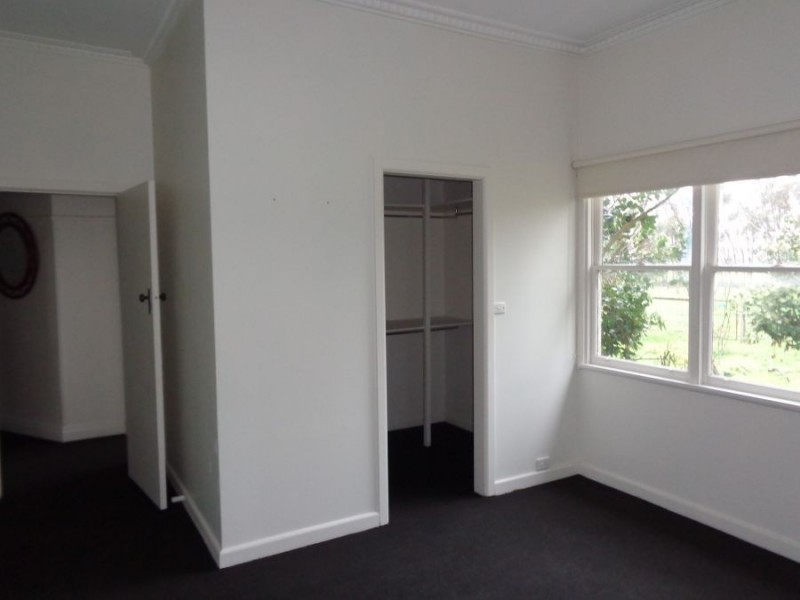 4691 Hamilton Highway, Penshurst VIC 3289