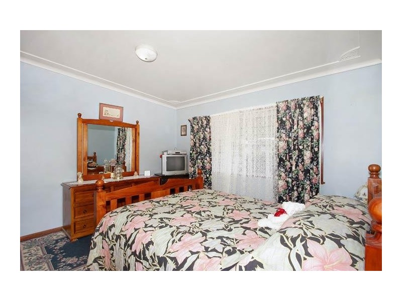 Canton Beach NSW 2263