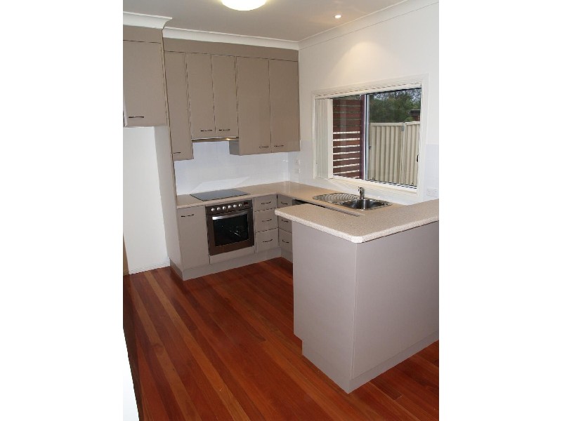 Elouera Avenue, Buff Point NSW 2262