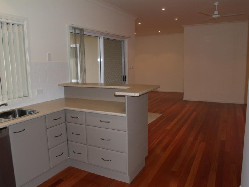 Elouera Avenue, Buff Point NSW 2262