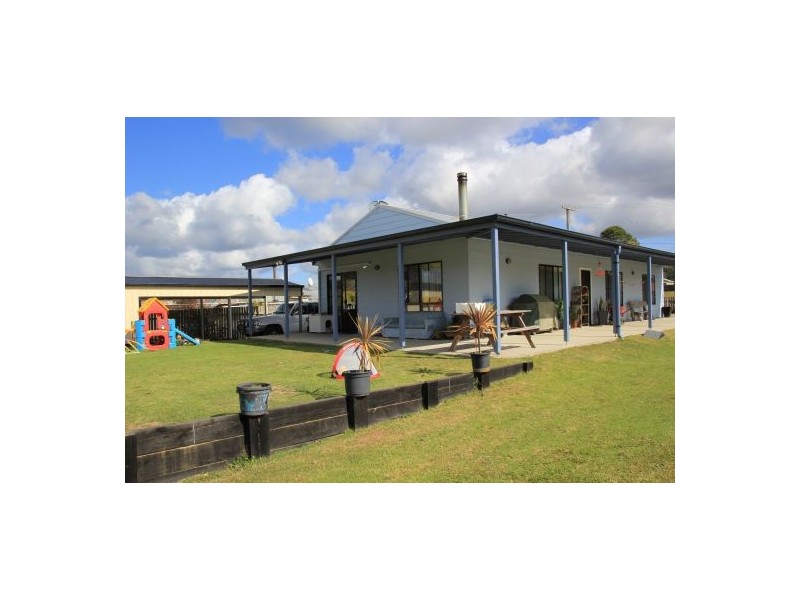 36 Grafton Street, Lowanna NSW 2450