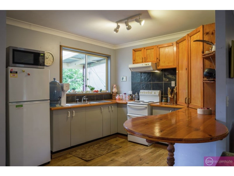 32 Turpentine Ave, Sandy Beach NSW 2456