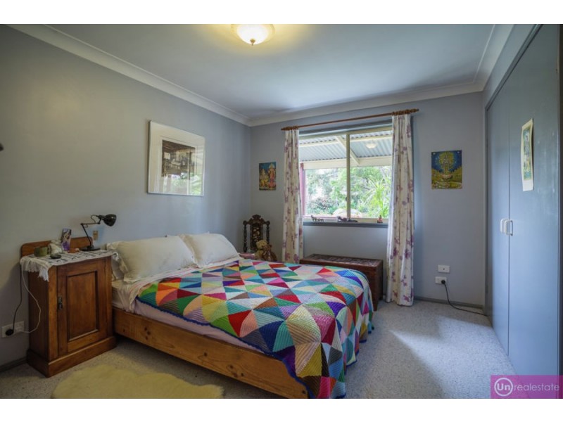32 Turpentine Ave, Sandy Beach NSW 2456