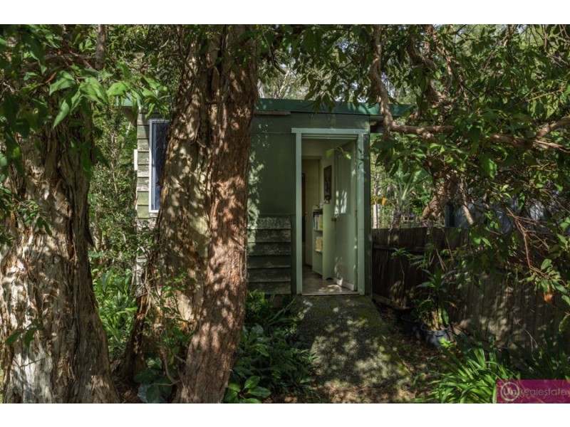 32 Turpentine Ave, Sandy Beach NSW 2456