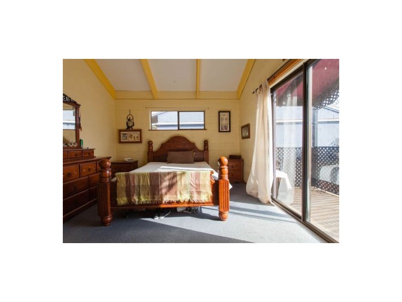 25 Church Street, Nana Glen NSW 2450