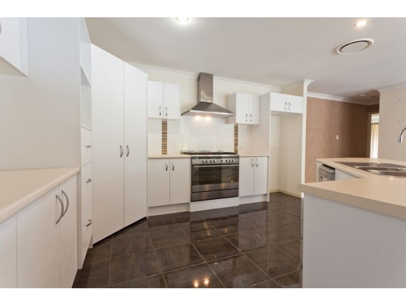 2 Farrell Close, Bonville NSW 2441