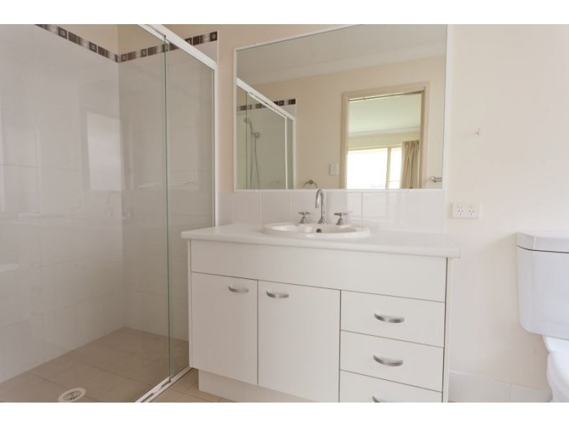 2 Farrell Close, Bonville NSW 2441