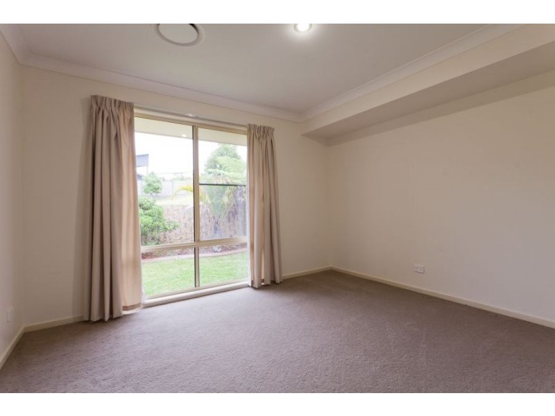 2 Farrell Close, Bonville NSW 2441