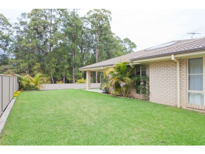 2 Farrell Close, Bonville NSW 2441