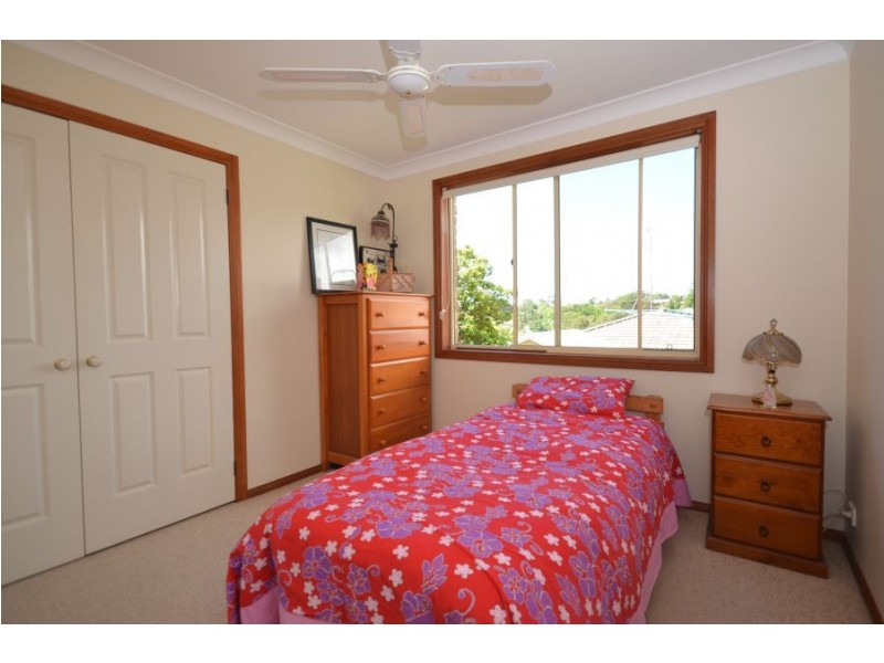 1 Sandpiper Crescent, Boambee East NSW 2452