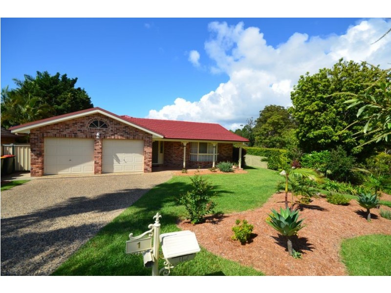 1 Sandpiper Crescent, Boambee East NSW 2452