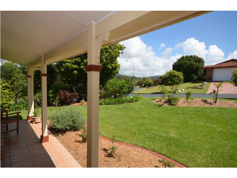 1 Sandpiper Crescent, Boambee East NSW 2452