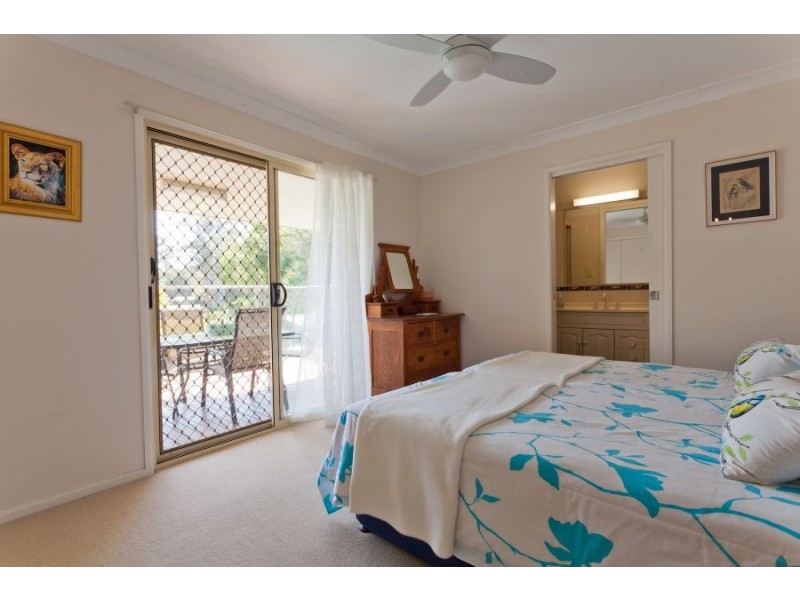 33 Sandpiper Crescent, Boambee East NSW 2452