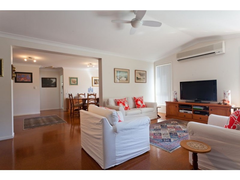 33 Sandpiper Crescent, Boambee East NSW 2452