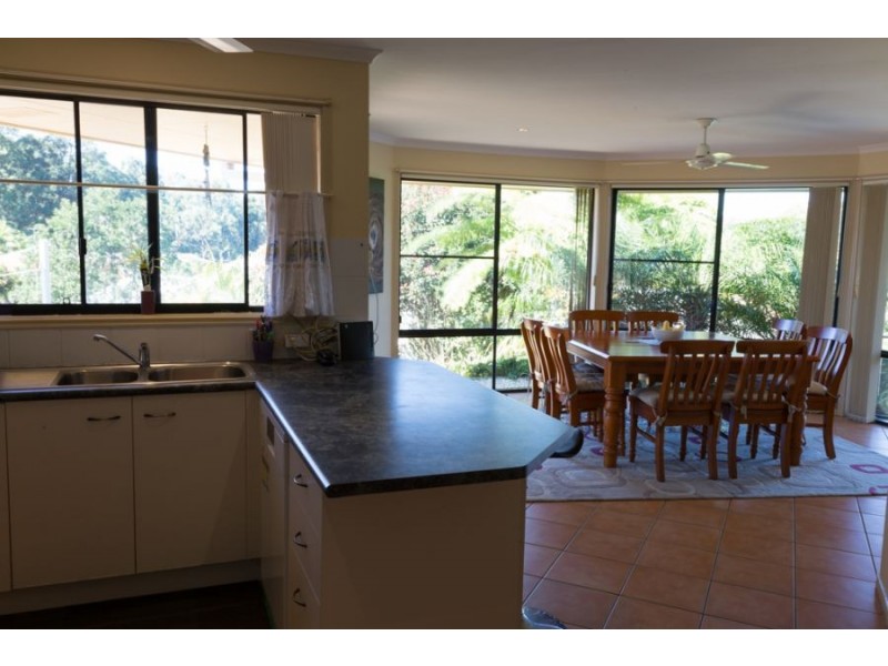 7 Celeste Place, Bonville NSW 2441