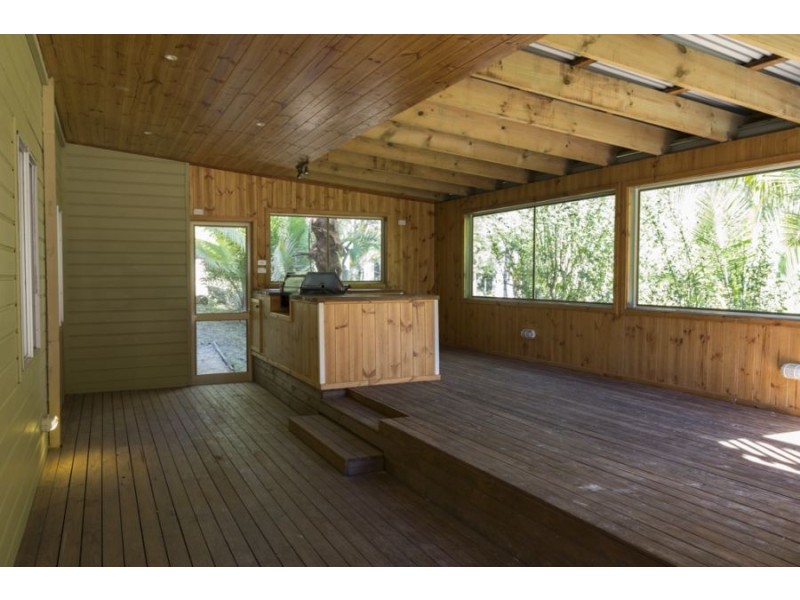 6 Tall Gums Drive, Raleigh NSW 2454