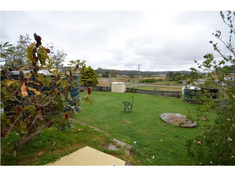 1 Lorne Street, Lowanna NSW 2450