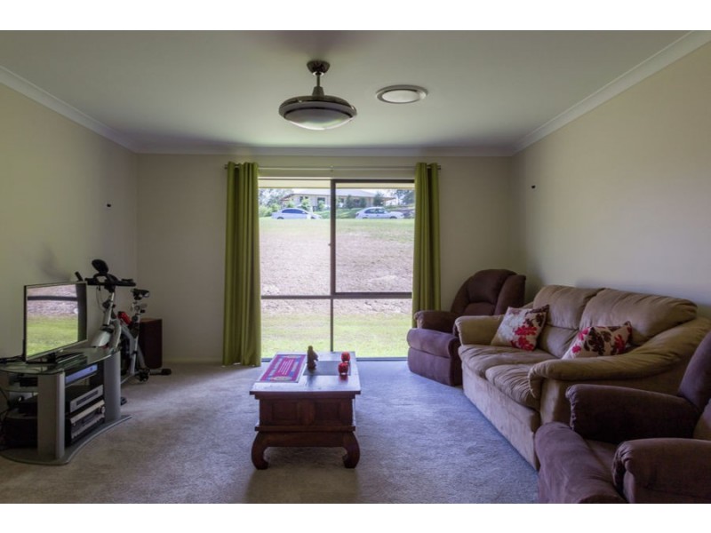 108 Thoroughbred Close, Nana Glen NSW 2450