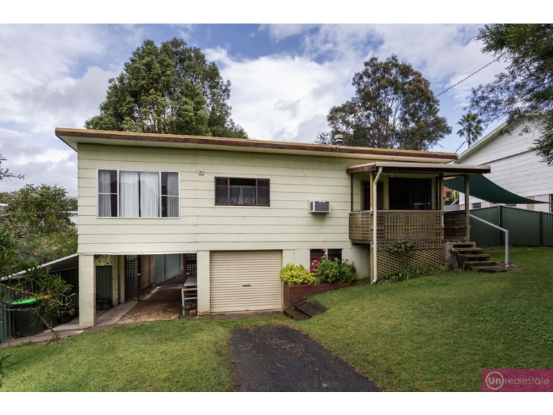 16 Nelson Street, Nana Glen NSW 2450