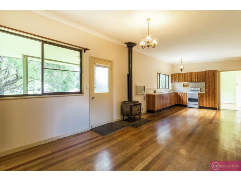 16 Nelson Street, Nana Glen NSW 2450