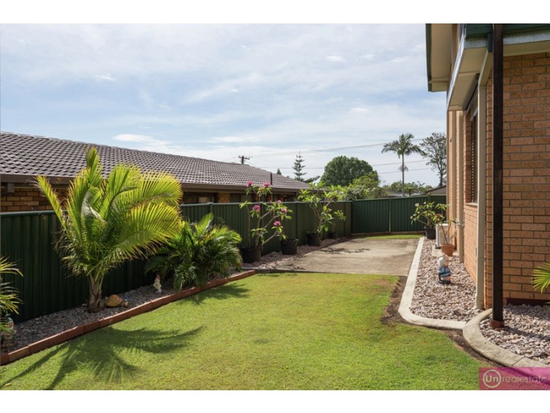 27 Jemalong Crescent, Toormina NSW 2452