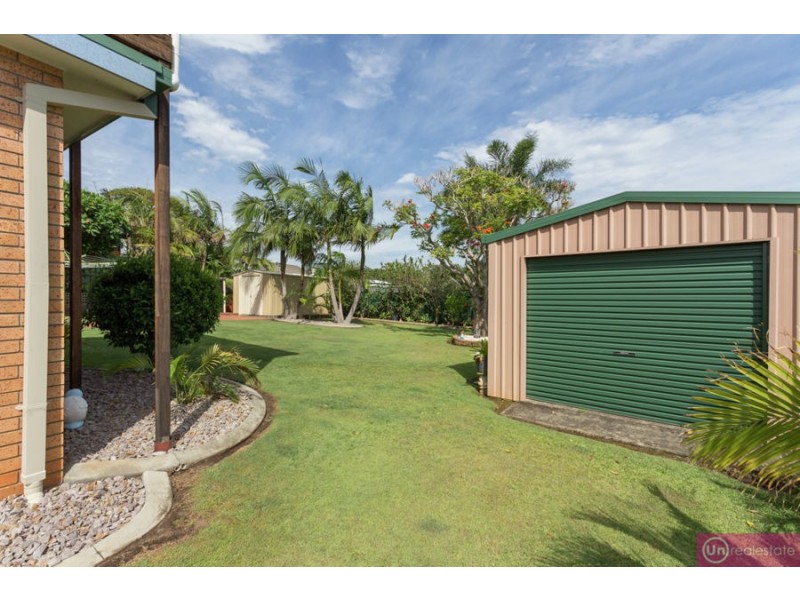 27 Jemalong Crescent, Toormina NSW 2452