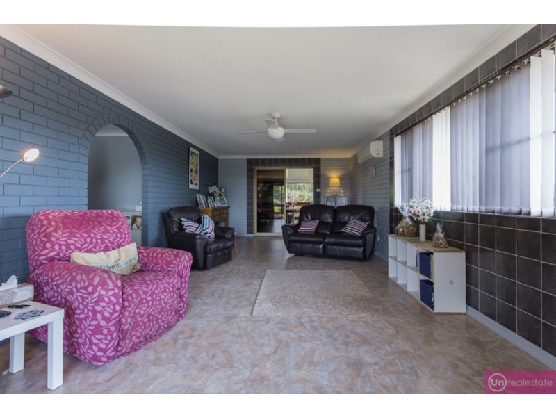 27 Jemalong Crescent, Toormina NSW 2452