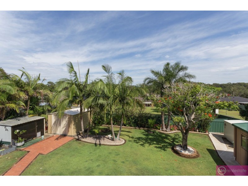 27 Jemalong Crescent, Toormina NSW 2452