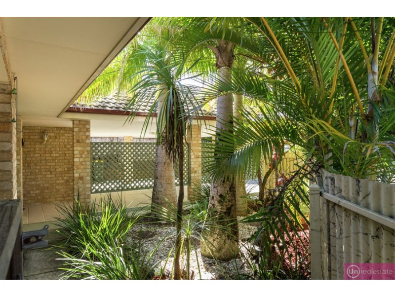 8 Searle Close, Boambee East NSW 2452